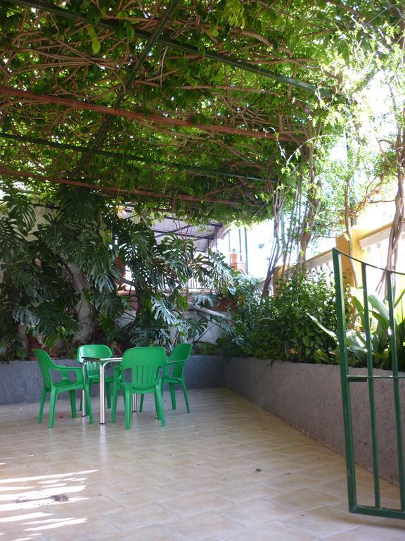 Hotel Las Flores Tolox Eksteriør bilde