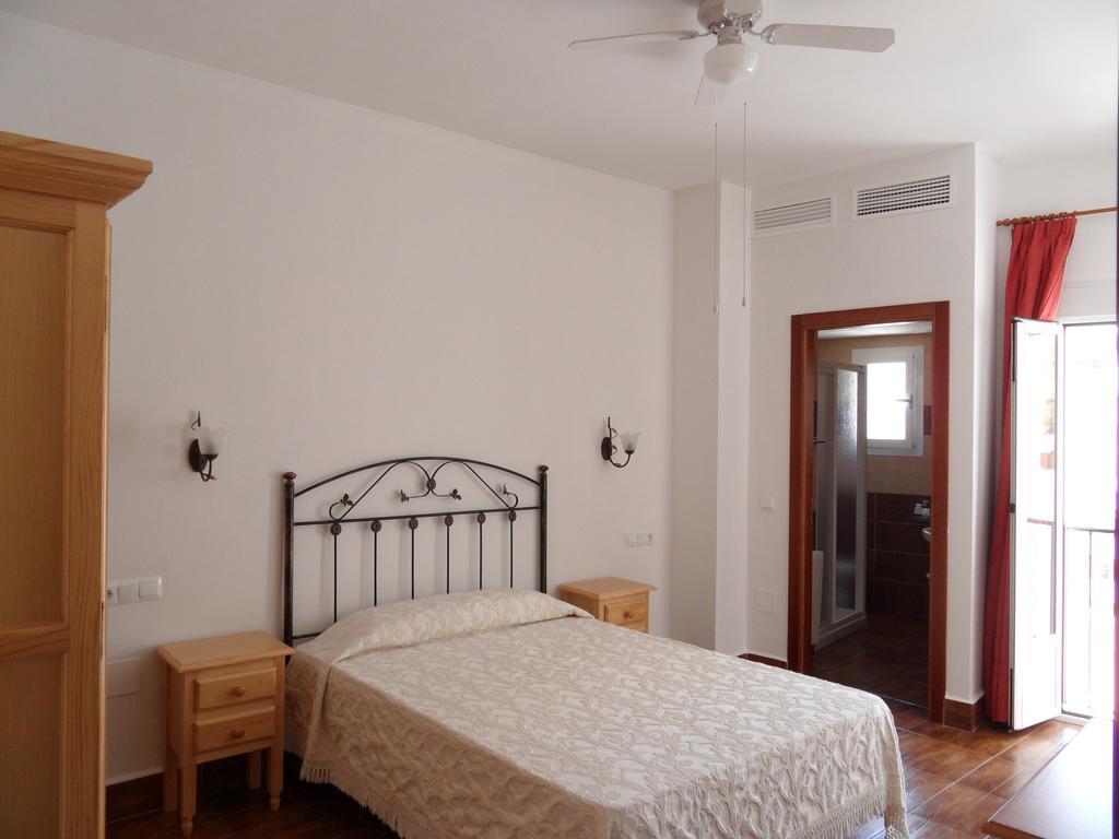 Hotel Las Flores Tolox Rom bilde