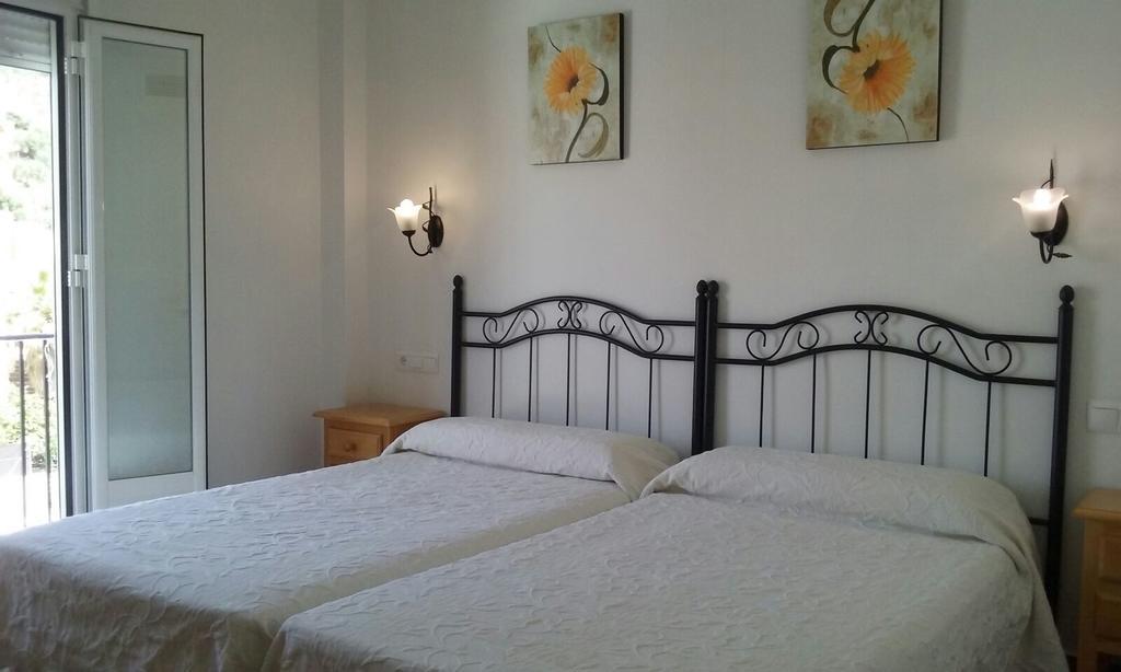 Hotel Las Flores Tolox Eksteriør bilde